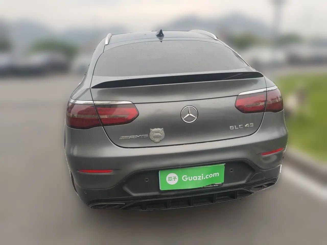 Mercedes-Benz GLC Coupe AMG 2017 AMG GLC 43 4MATIC Coupe SUV Special Edition — миниатюра 5
