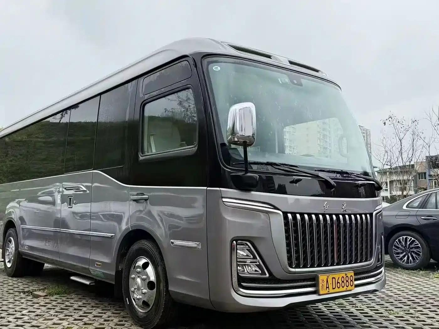 Hongqi Golden Sunflower Guoyue 2024 3.0T Flagship Edition 17-seater — миниатюра 1