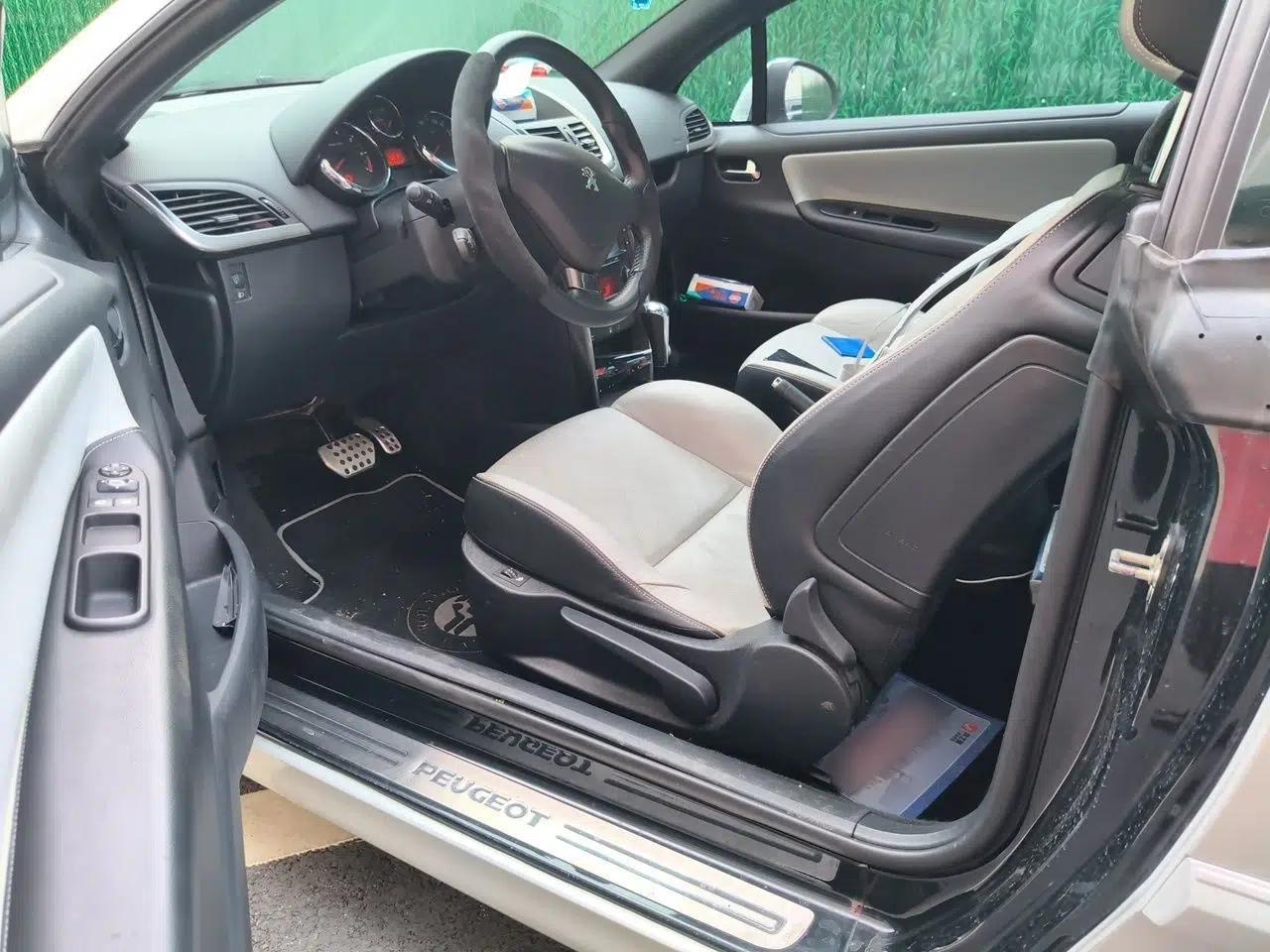 Peugeot 207 2013 1.6L CC Automatic Fashion Edition — миниатюра 17