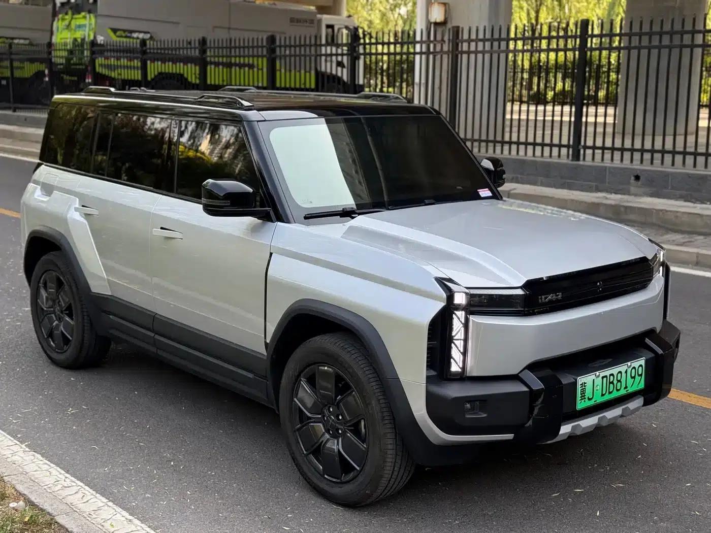 iCAR 03T 2024 Model 501km Four-Wheel Drive Long Range Version — миниатюра 2