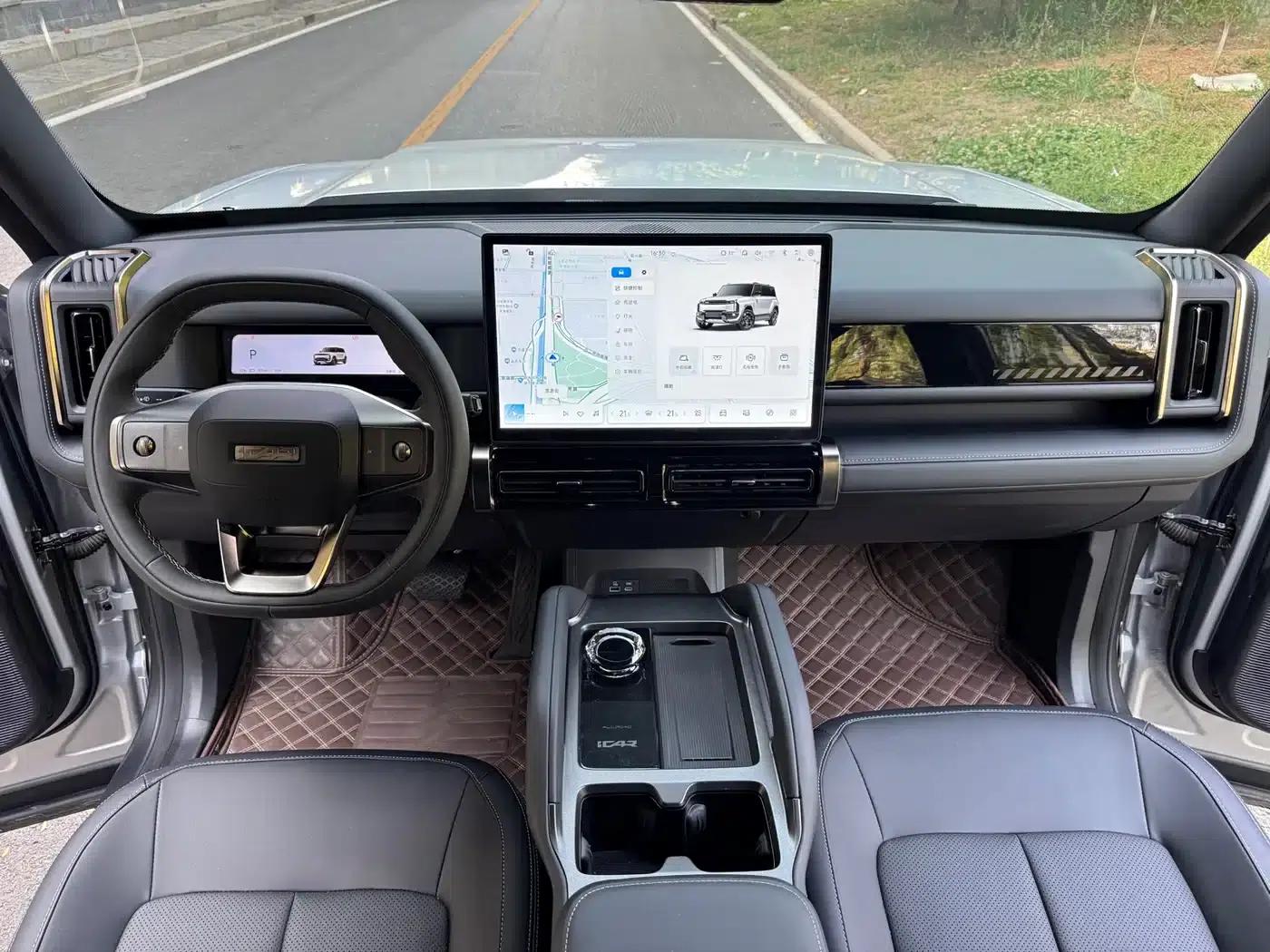 iCAR 03T 2024 Model 501km Four-Wheel Drive Long Range Version — миниатюра 11