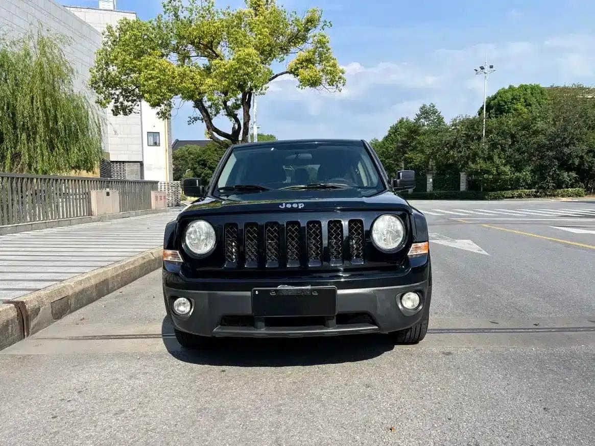 2014 Jeep Compass 2.4L Sport Edition — миниатюра 2