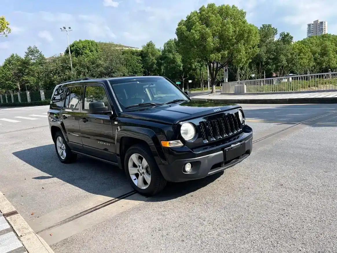 2014 Jeep Compass 2.4L Sport Edition — миниатюра 3