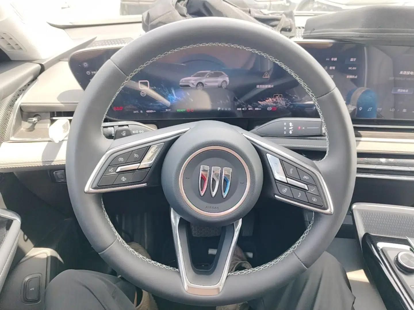 Buick E5 2025 Model 620KM Prestige Edition — миниатюра 14