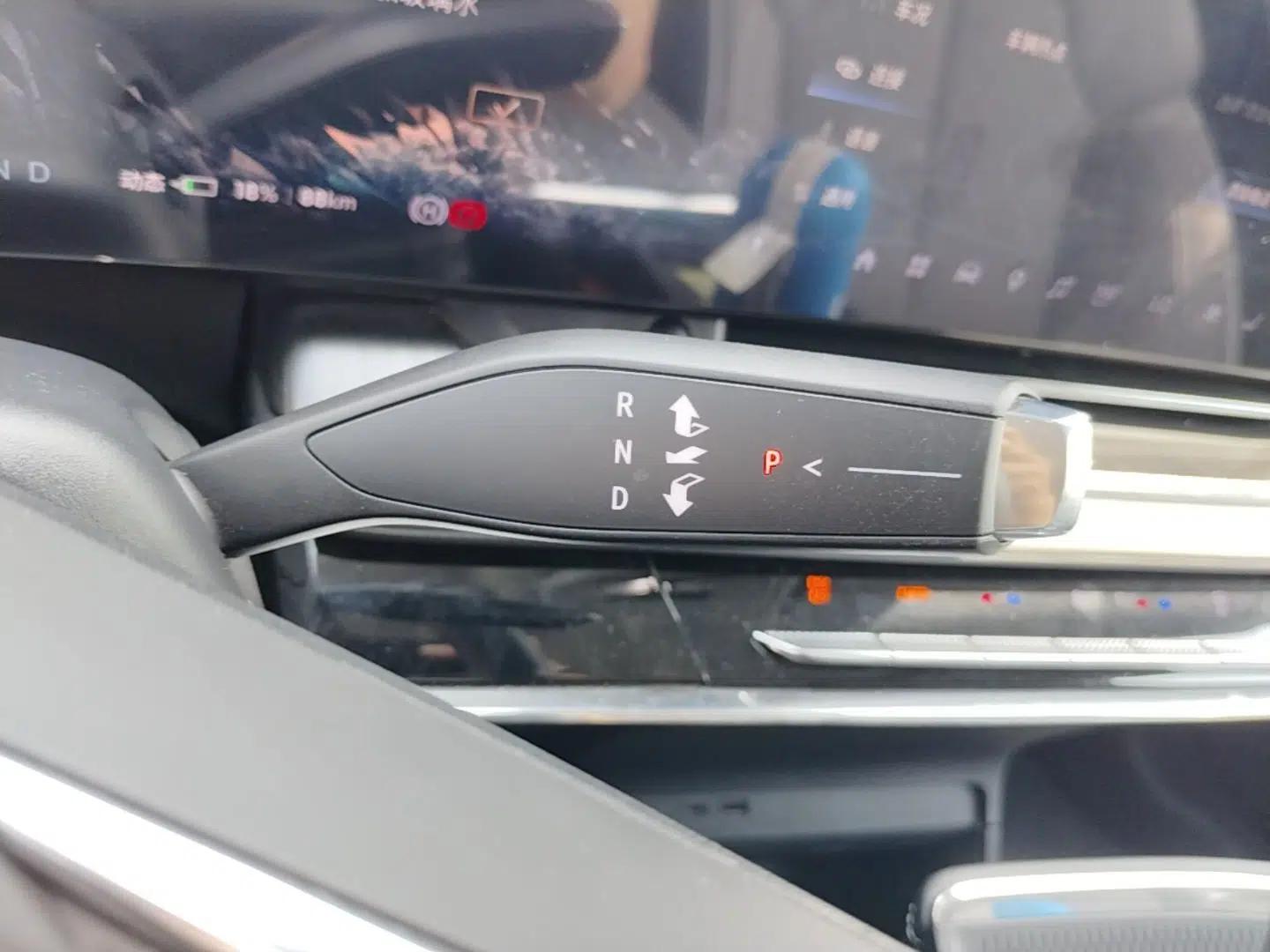 Buick E5 2025 Model 620KM Prestige Edition — миниатюра 17