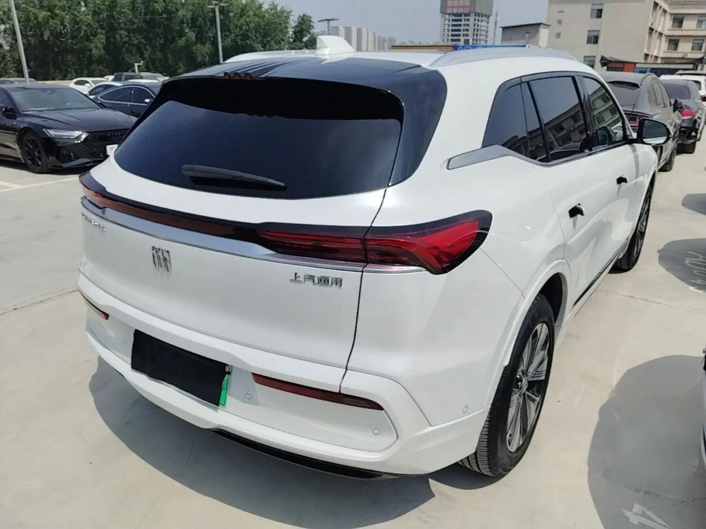 Buick E5 2025 Model 620KM Prestige Edition — миниатюра 6