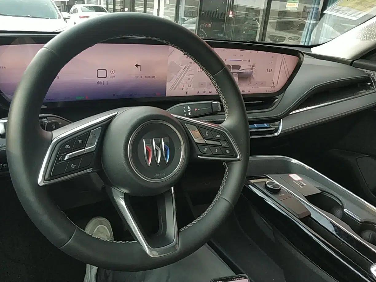 Buick E5 2025 Model 620KM Prestige Edition — миниатюра 13