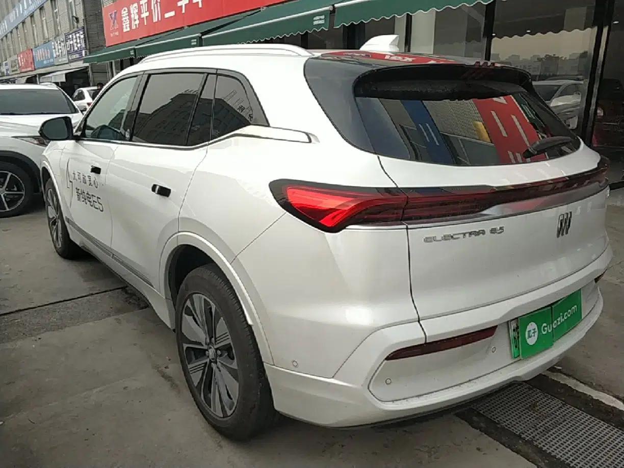 Buick E5 2025 Model 620KM Prestige Edition — миниатюра 4