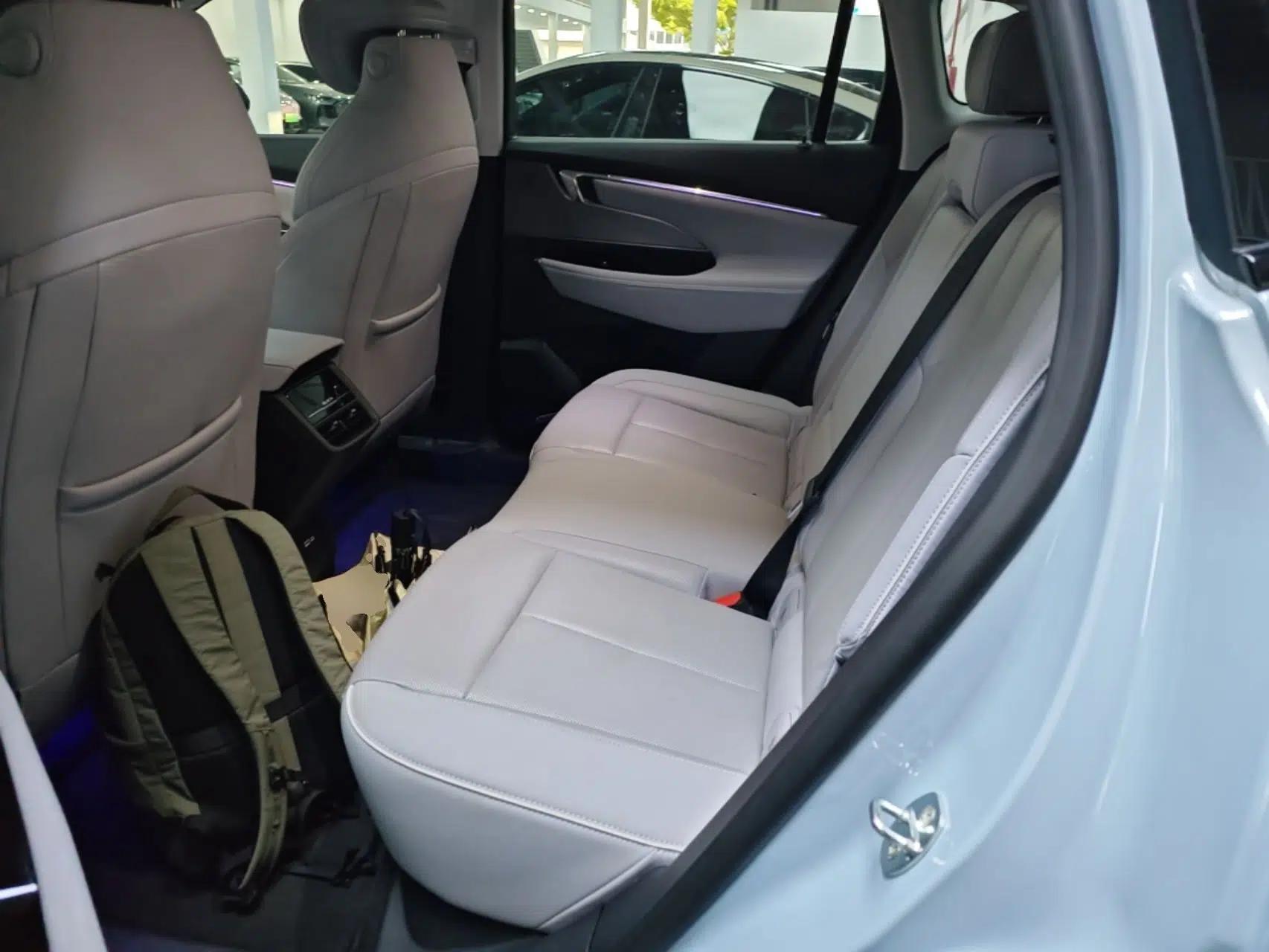 Buick E5 2024 Premium Standard-Range Audiovisual Edition — миниатюра 20