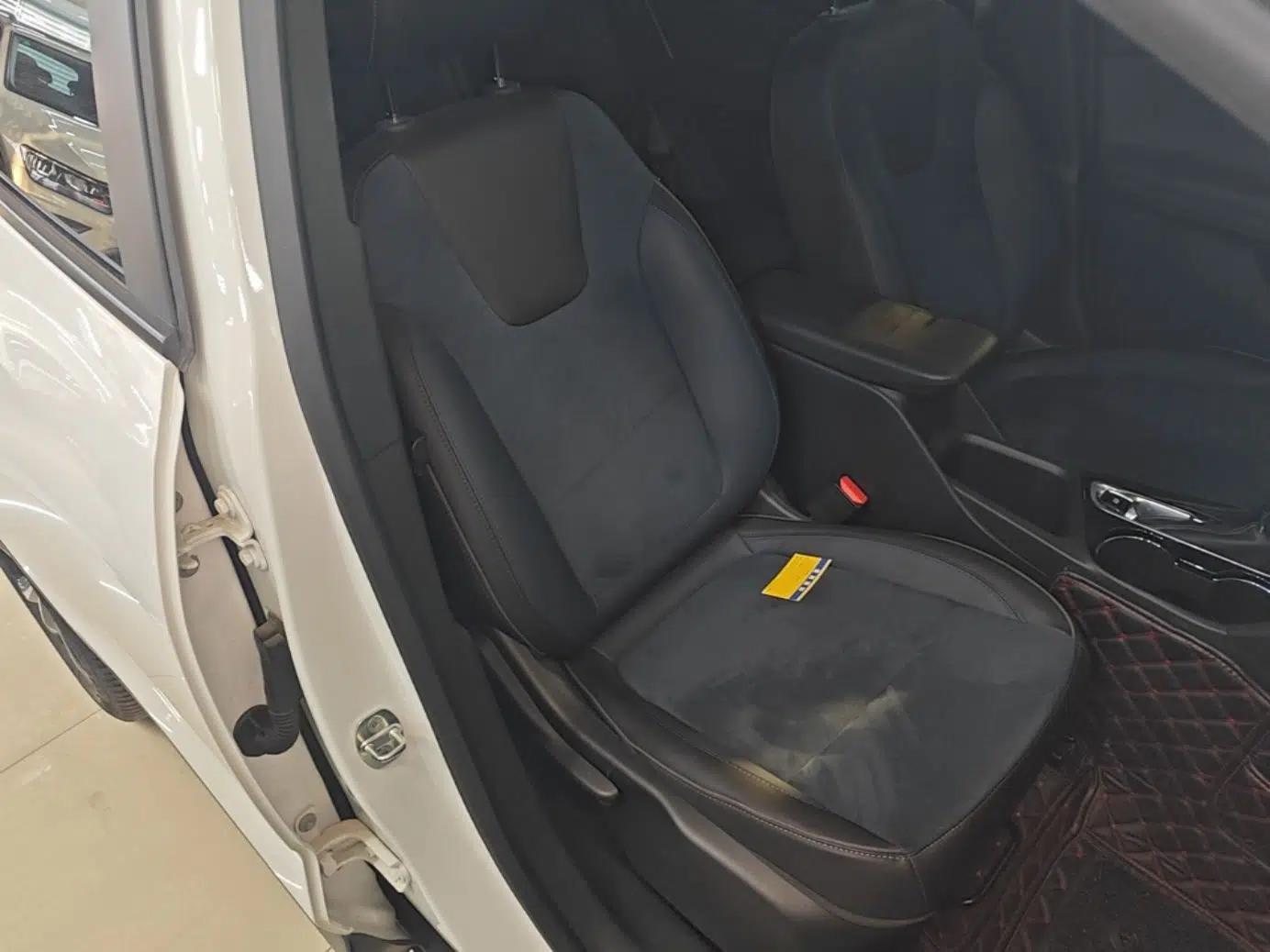 Buick Encore GX 2020 20T CVT Two-Wheel Drive Luxury Version — миниатюра 23
