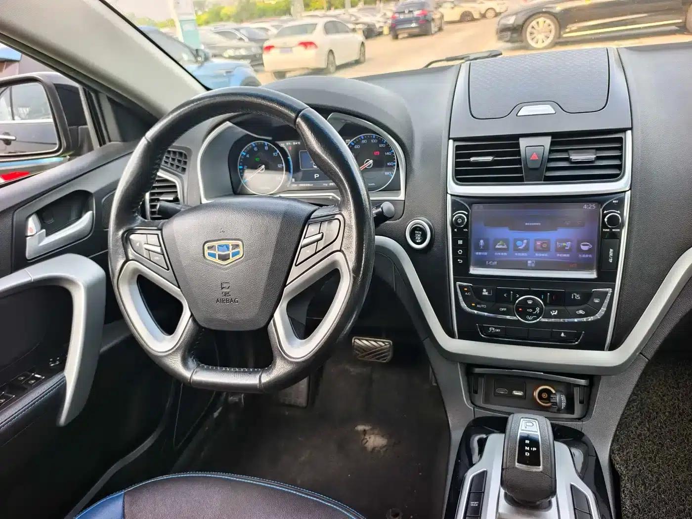 Geely Emgrand New Energy 2016 EV Premium Edition — миниатюра 10