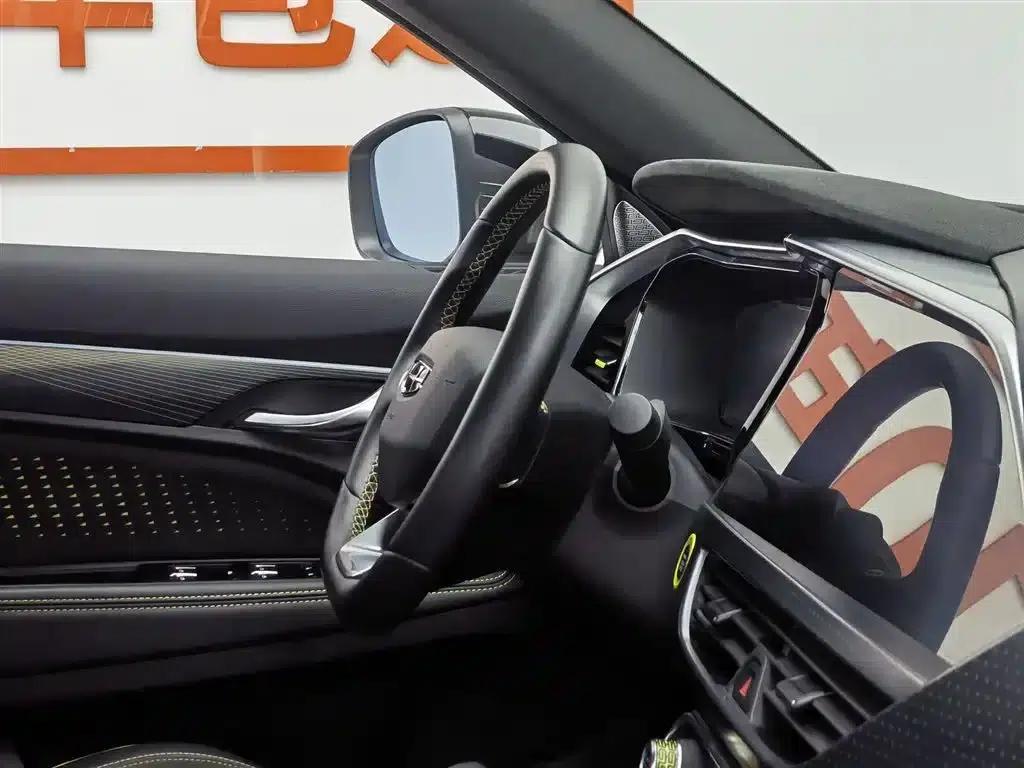 Geely Xingyue S 2021 2.0TD Automatic 2WD Lightning Edition — миниатюра 22