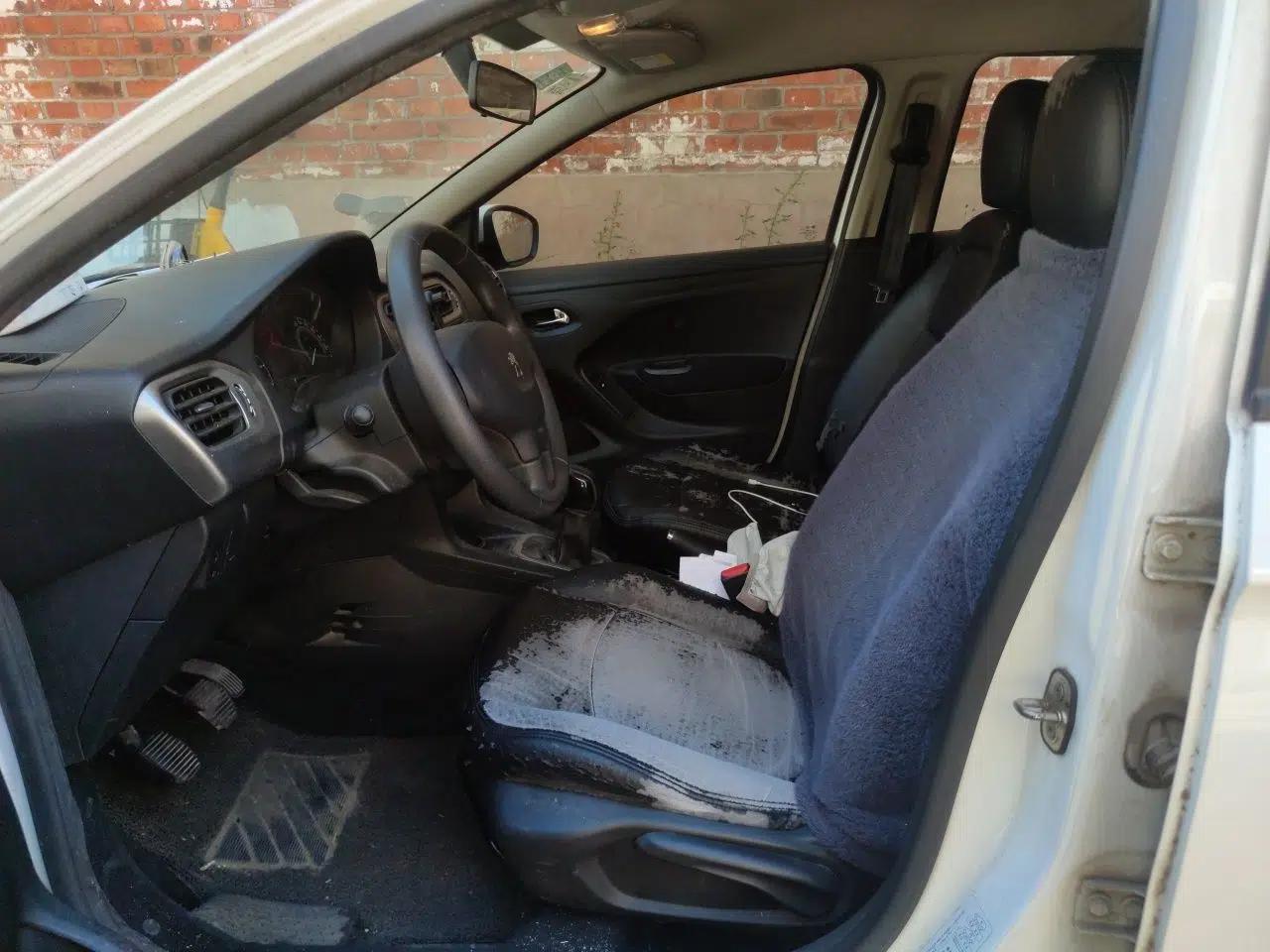 Peugeot 301 2014 1.6L Manual Comfort Edition — миниатюра 16