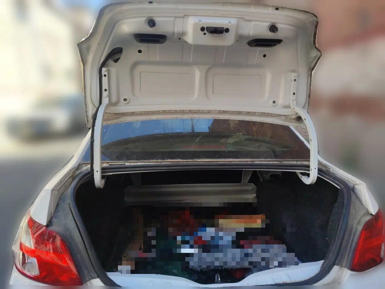 Peugeot 301 2014 1.6L Manual Comfort Edition — миниатюра 20
