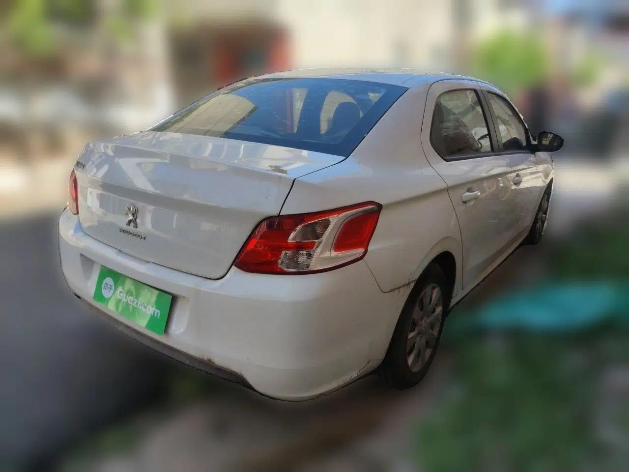 Peugeot 301 2014 1.6L Manual Comfort Edition — миниатюра 6