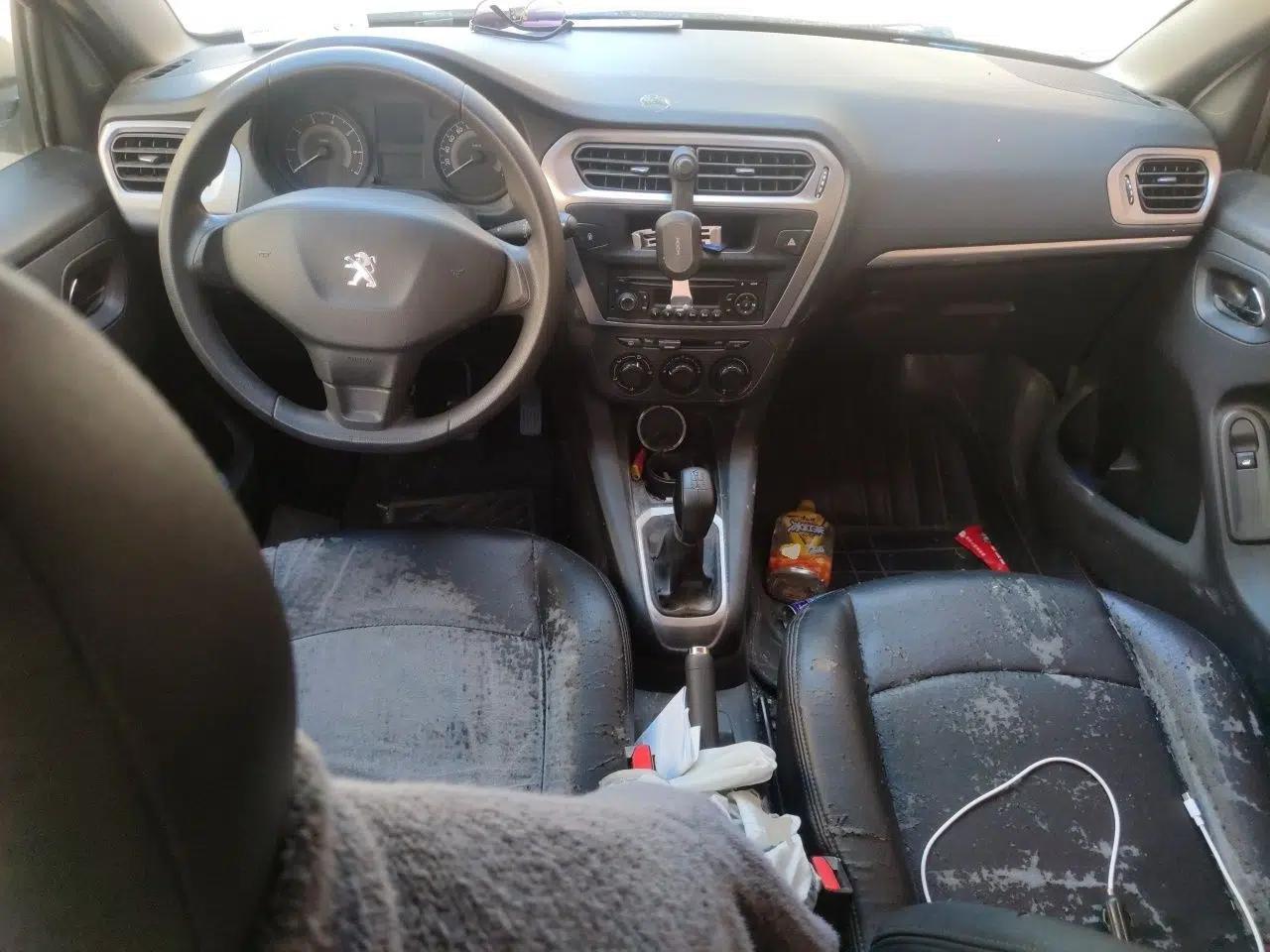Peugeot 301 2014 1.6L Manual Comfort Edition — миниатюра 10