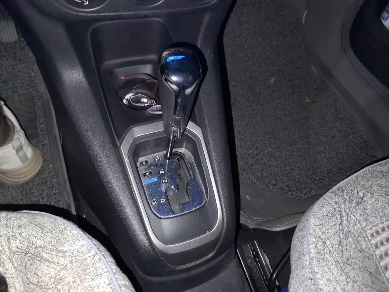 Peugeot 301 2014 1.6L Automatic Comfort Edition — миниатюра 15