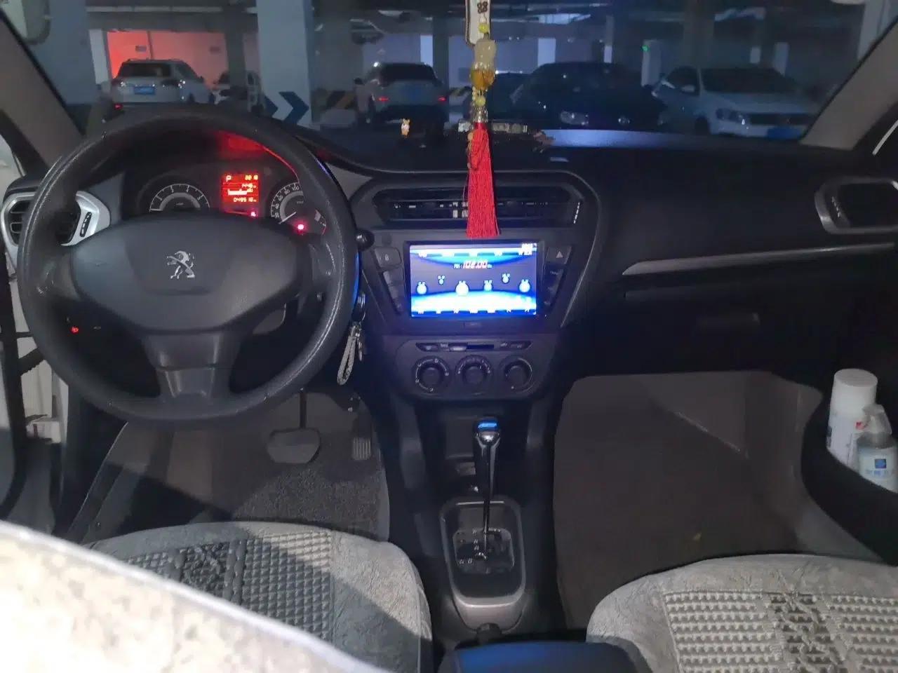 Peugeot 301 2014 1.6L Automatic Comfort Edition — миниатюра 10