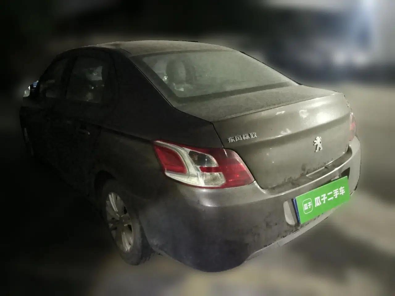 Peugeot 301 2014 1.6L Manual Comfort Edition — миниатюра 4