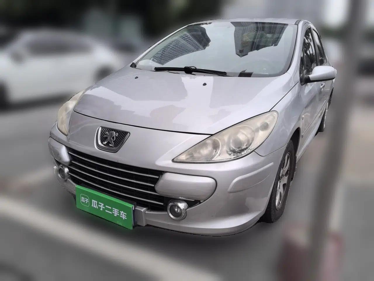 Peugeot 307 2010 Sedan 1.6L Automatic Comfort Edition — миниатюра 1