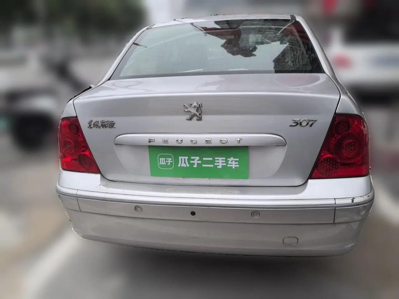 Peugeot 307 2010 Sedan 1.6L Automatic Comfort Edition — миниатюра 5