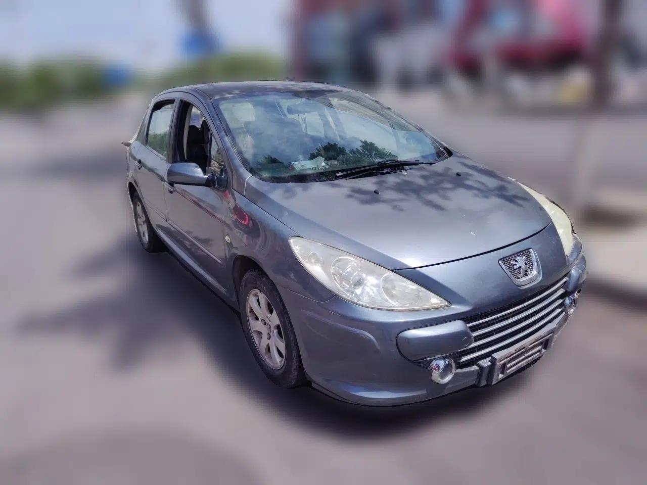 Peugeot 307 2012 Hatchback 1.6L Automatic Comfort Edition — миниатюра 3