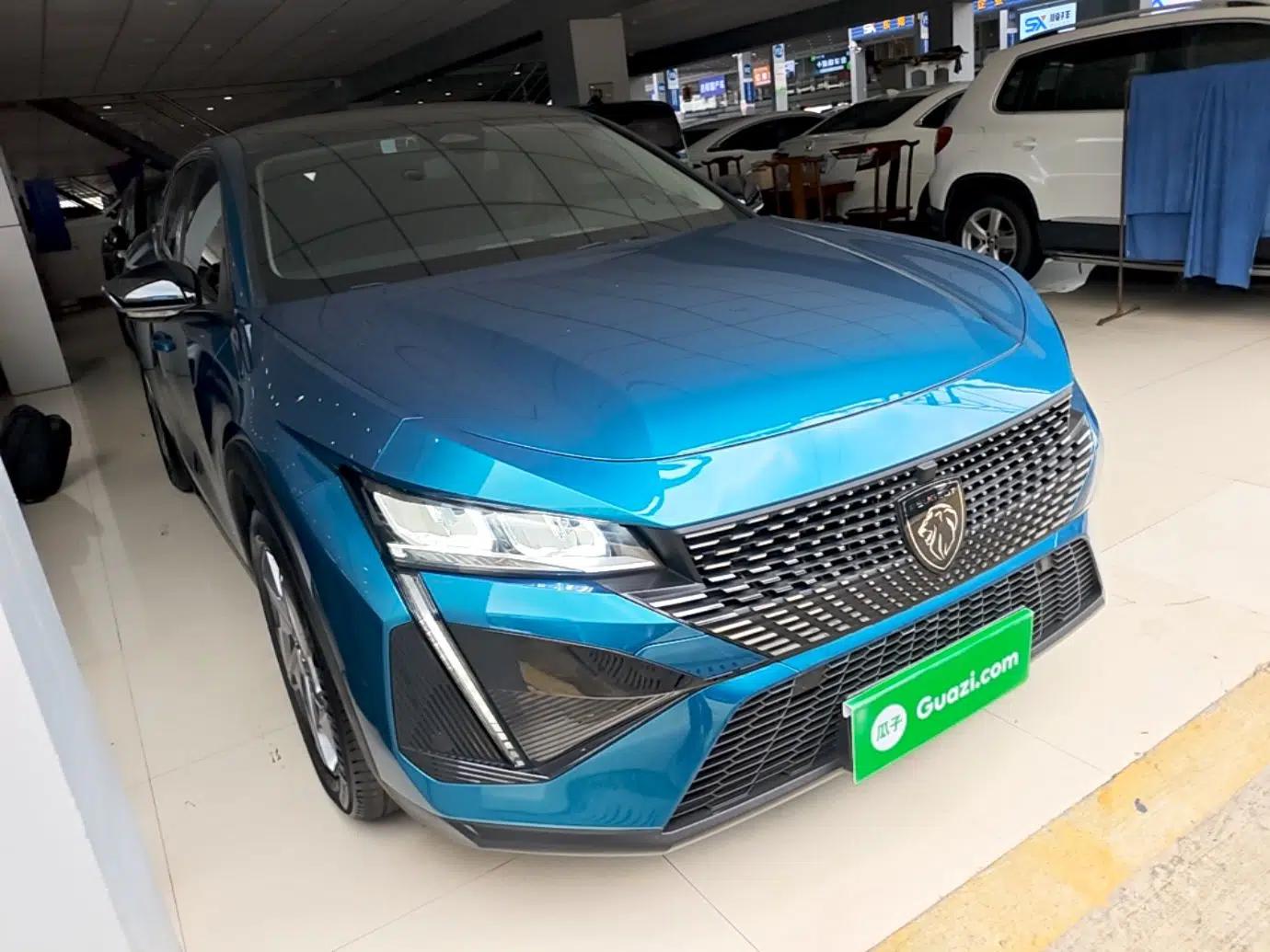Peugeot 408X 2023 Gravity Edition — миниатюра 6
