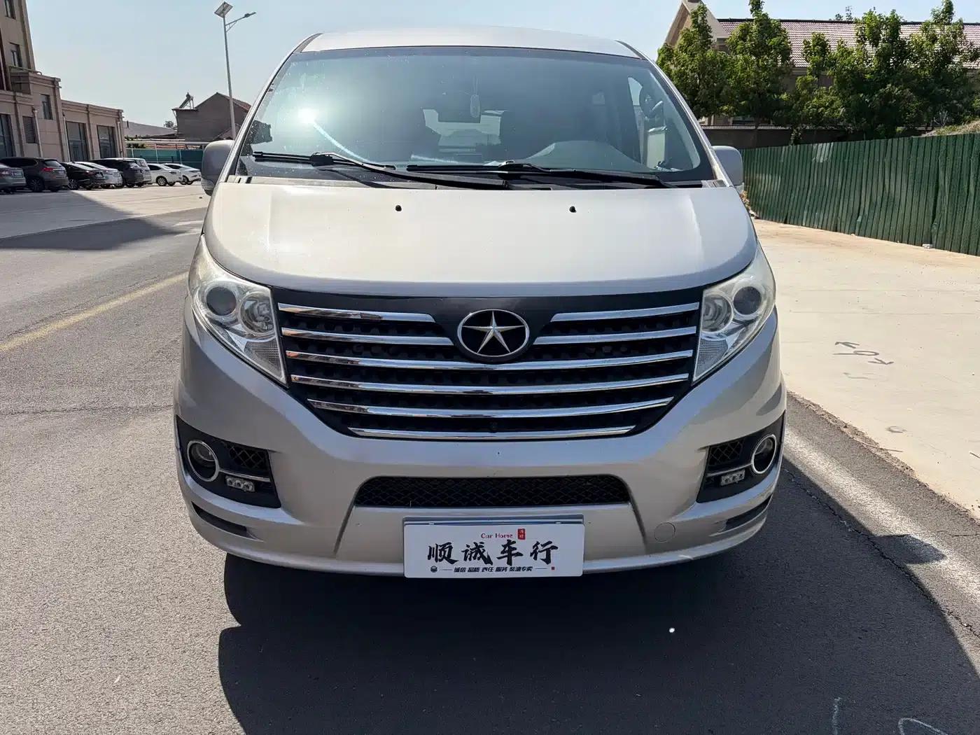 Refine M5 2016 1.9T Diesel Manual Business Edition — миниатюра 2