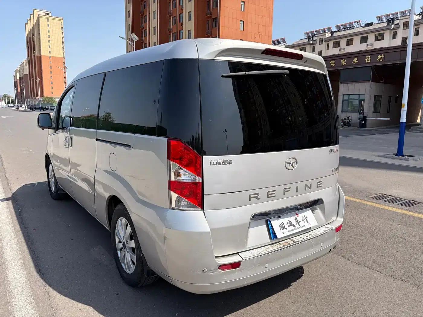 Refine M5 2016 1.9T Diesel Manual Business Edition — миниатюра 4