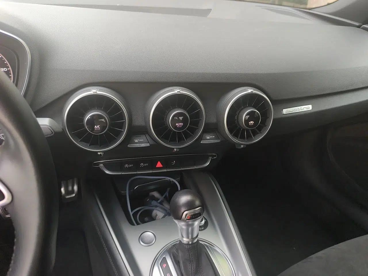 Audi TT 2015 TT Coupe 45 TFSI quattro — миниатюра 14