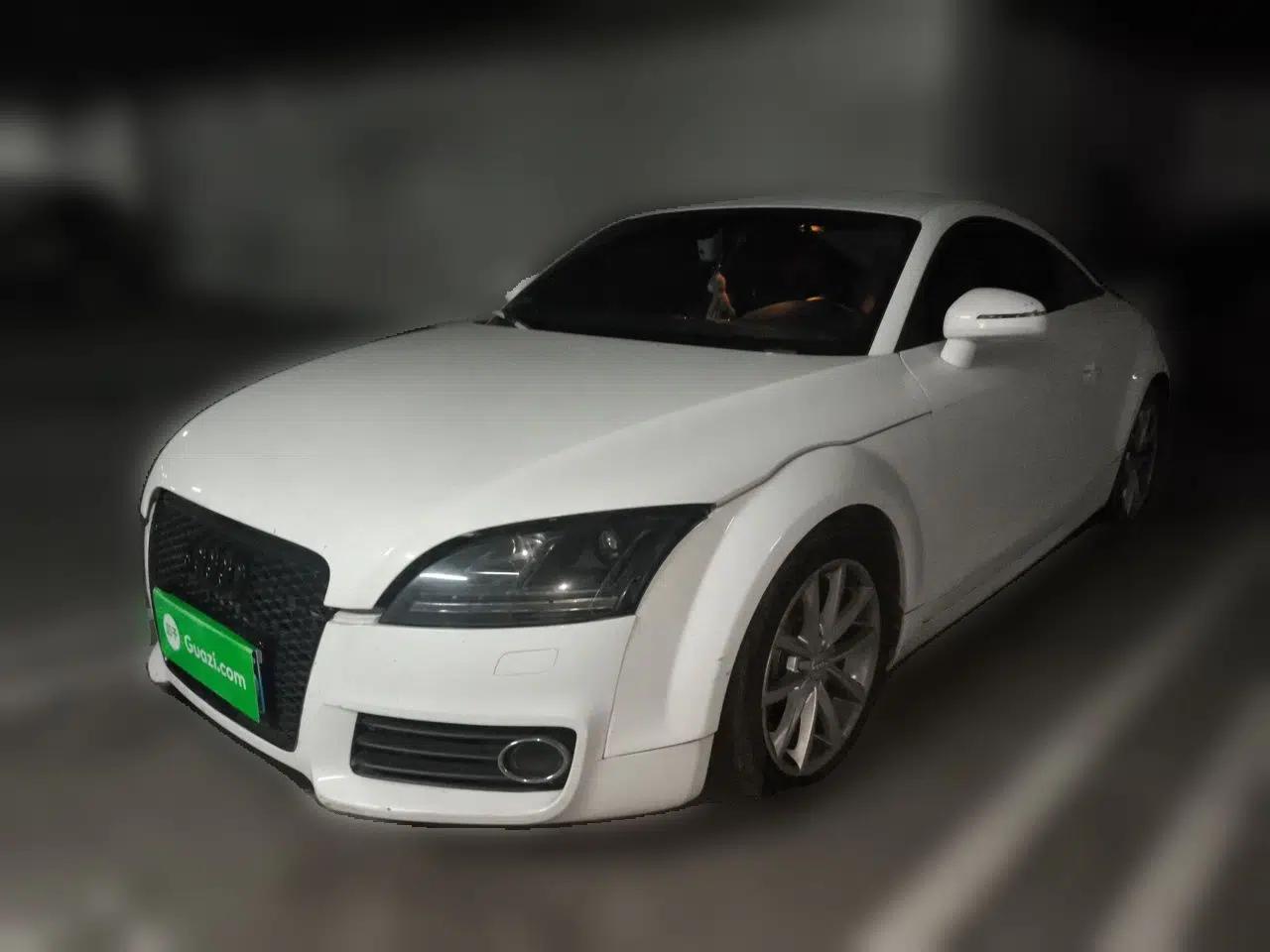 Audi TT 2010 TT 2.0TFSI Collector's Edition — миниатюра 1