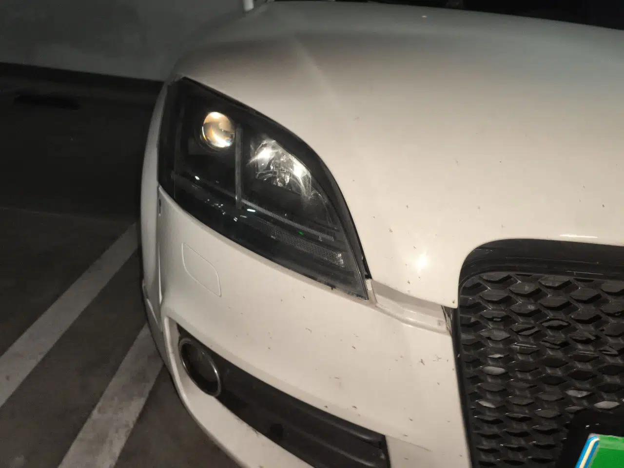 Audi TT 2010 TT 2.0TFSI Collector's Edition — миниатюра 7