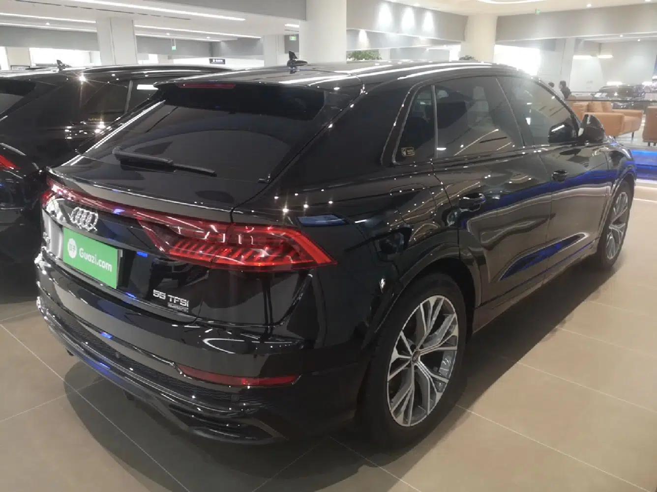 Audi Q8 2022 55 TFSI Prestige Dynamic Edition — миниатюра 6