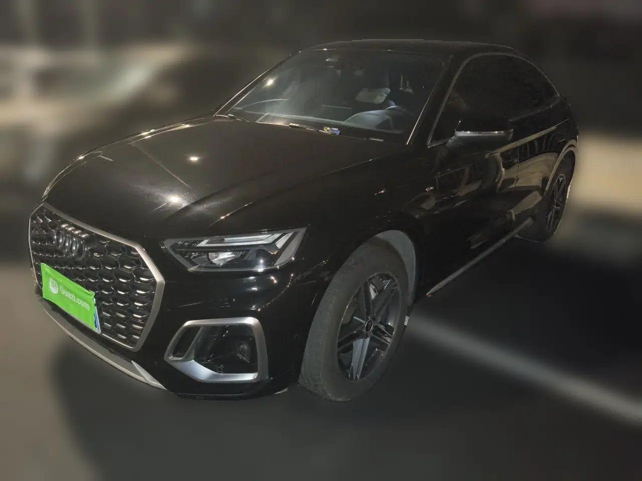 Audi Q5L Sportback 2021 40 TFSI Fashion Model — миниатюра 1