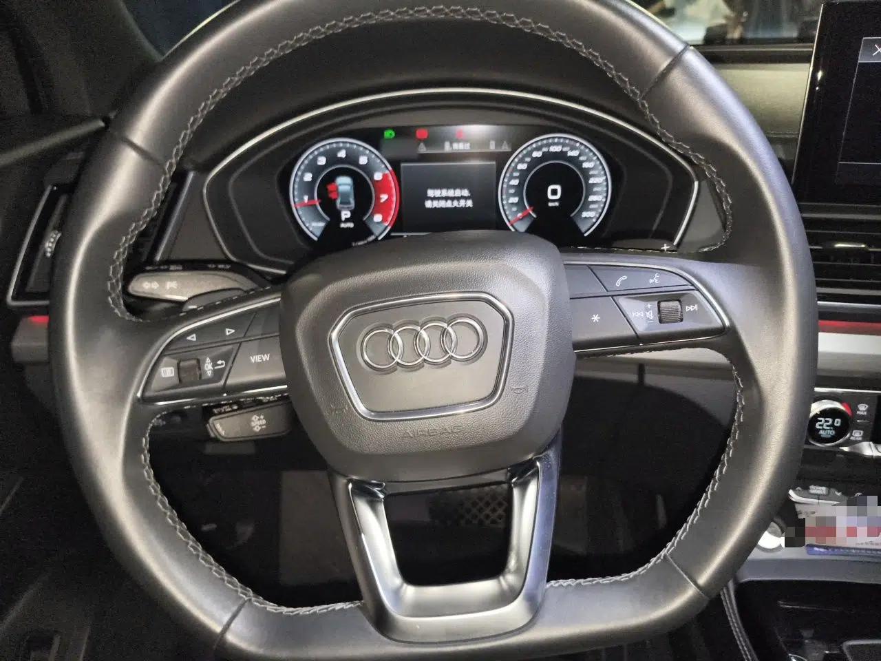Audi Q5L Sportback 2021 40 TFSI Fashion Model — миниатюра 11
