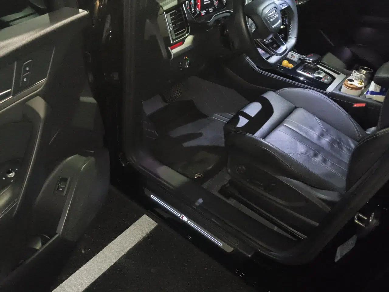 Audi Q5L Sportback 2021 40 TFSI Fashion Model — миниатюра 17