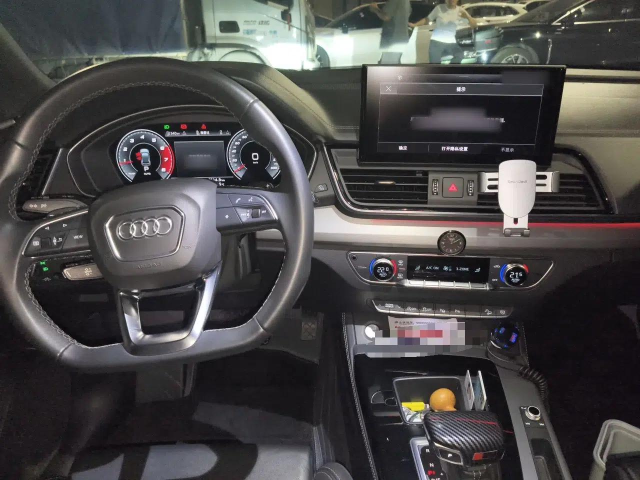 Audi Q5L Sportback 2021 40 TFSI Fashion Model — миниатюра 10