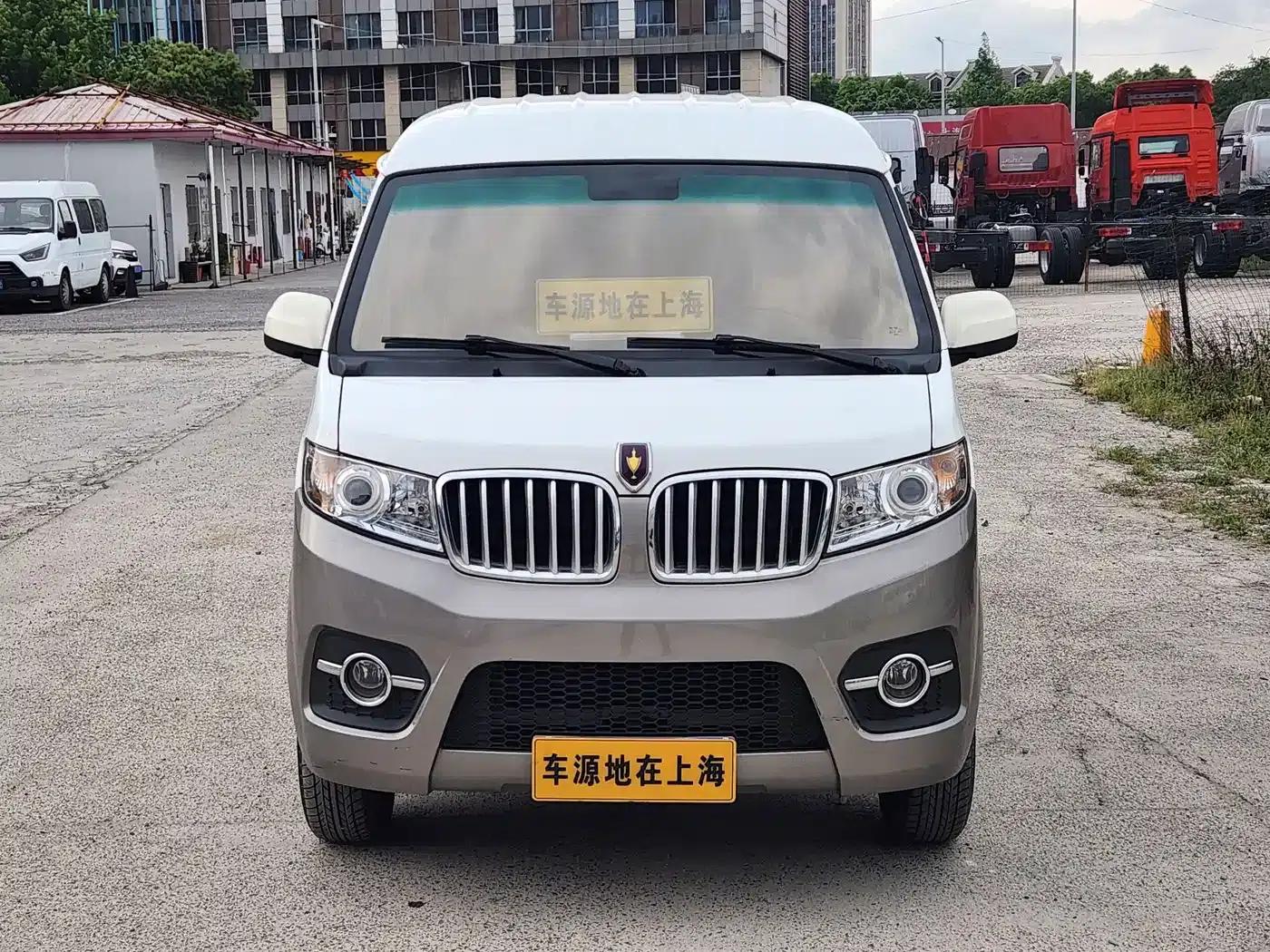 Little Sea Lion X30 2024 Model 1.5L Wealth Edition Van with 2/5 Seats and Front-Mounted Air Conditioning — миниатюра 2