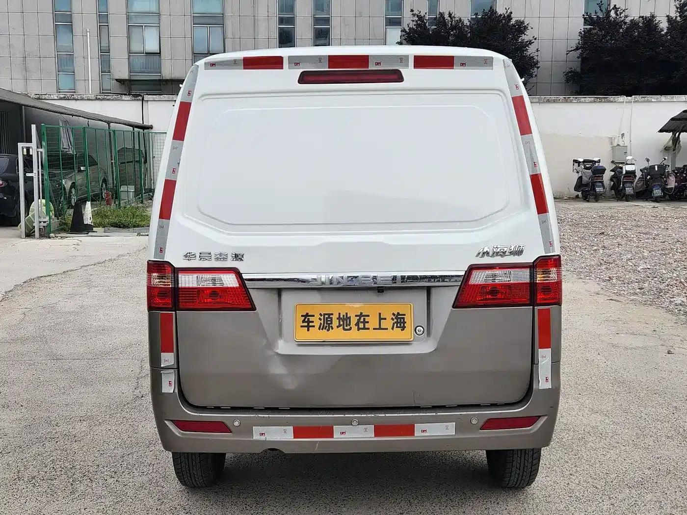 Little Sea Lion X30 2024 Model 1.5L Wealth Edition Van with 2/5 Seats and Front-Mounted Air Conditioning — миниатюра 4