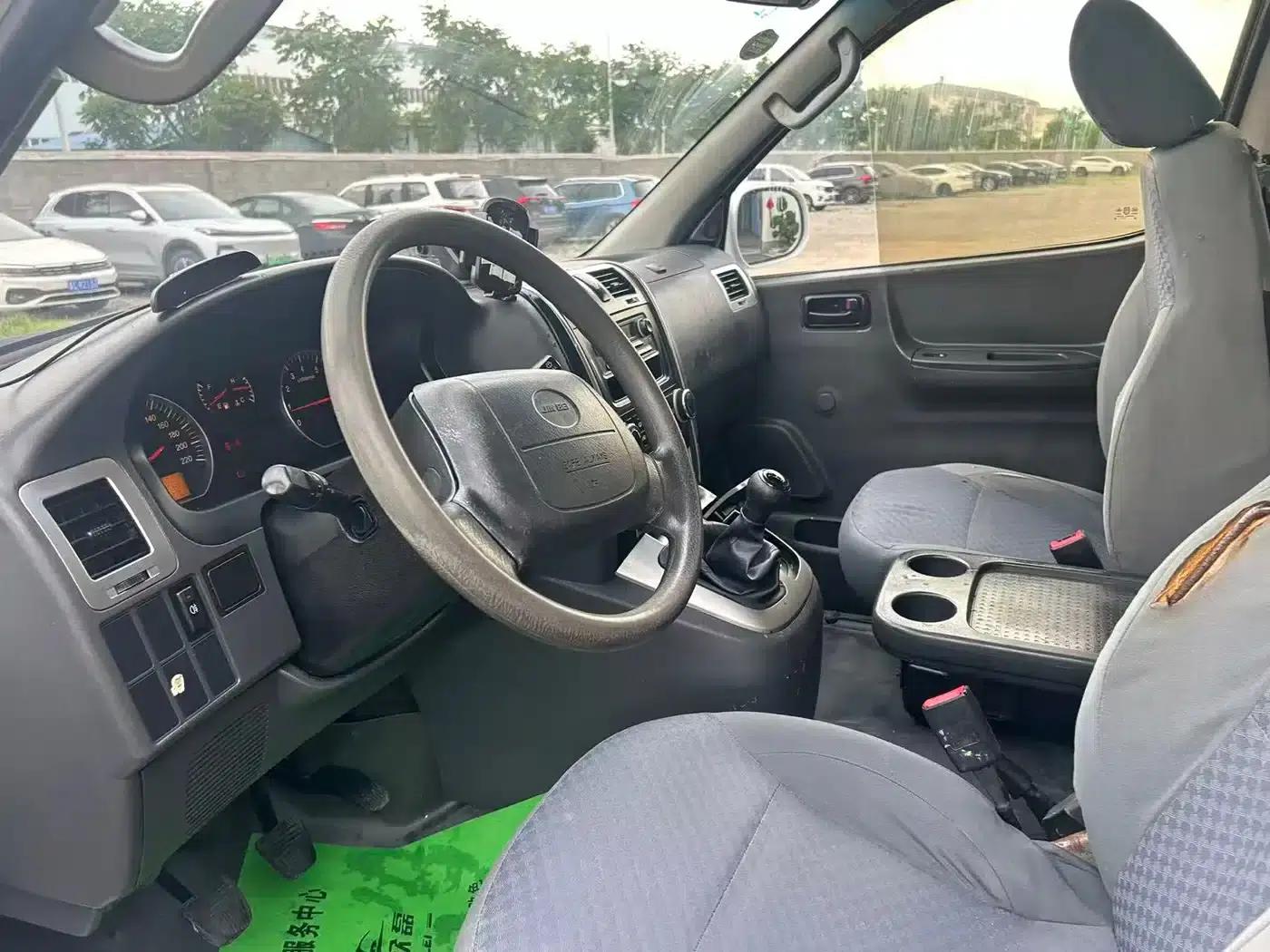 Jinbei Express 2020 2.0L Upgraded National V Comfort 6-Seater V19 — миниатюра 4