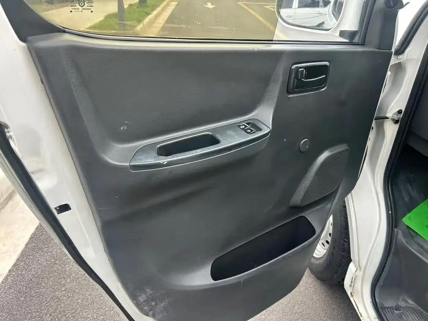 Jinbei Express 2020 2.0L Upgraded National V Comfort 6-Seater V19 — миниатюра 5