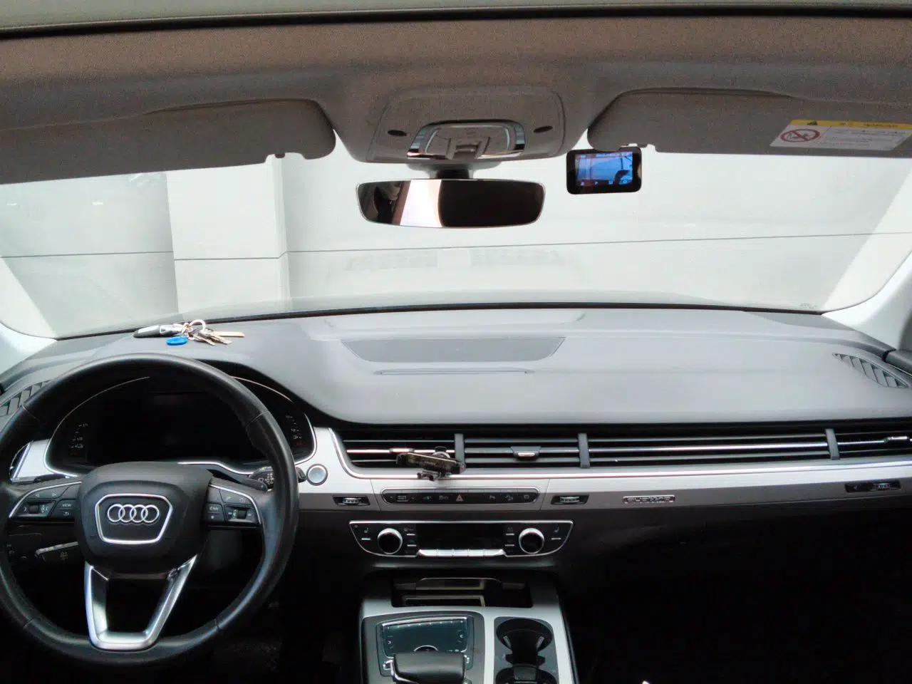Audi Q7 New Energy 2019 55 e-tron — миниатюра 10