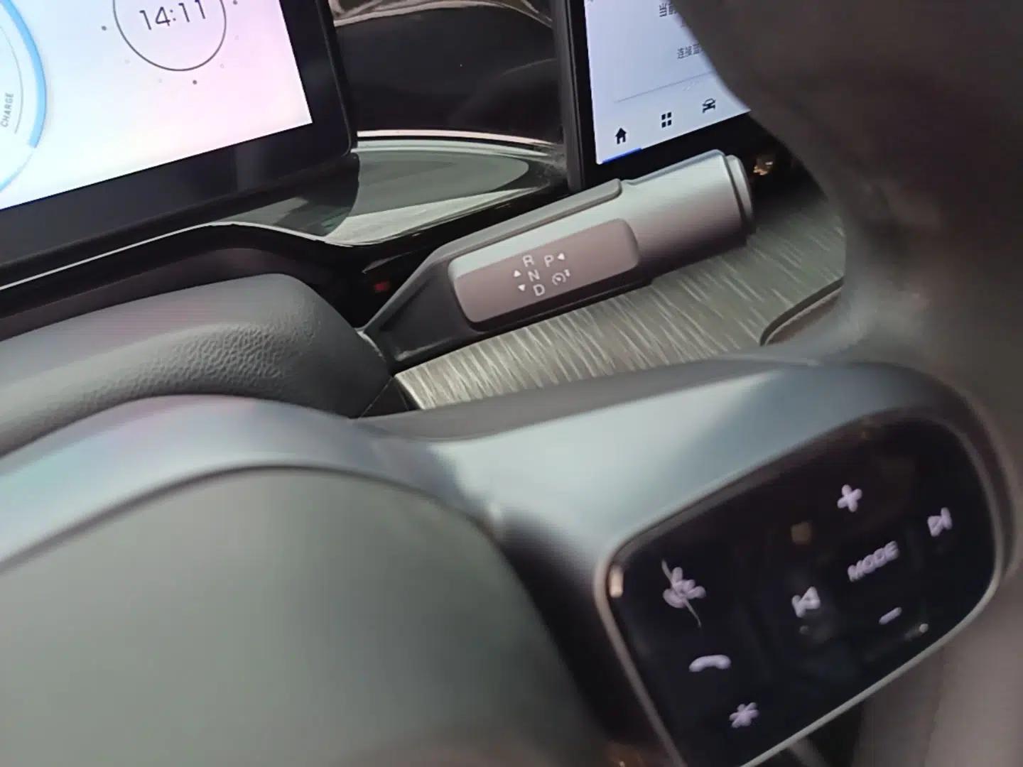 AION S MAX 2024 70 Star Edition 54.6 kWh — миниатюра 17