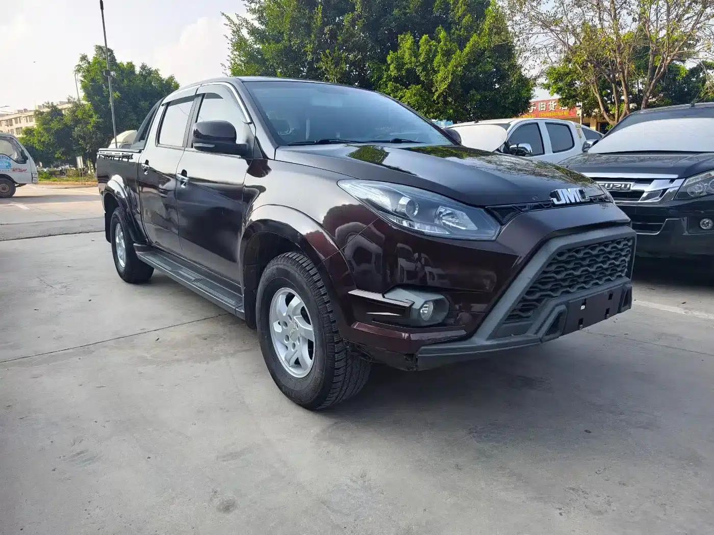 Yuhu 5 2018 2.4T Classic Diesel Manual 4WD Super Luxury Long Wheelbase JX4D24A5L — миниатюра 3