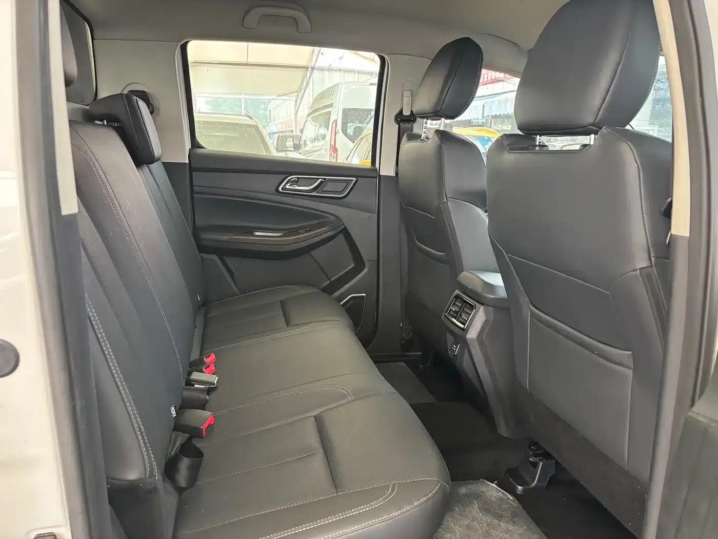 Yuhu 9 2020 2.0T Manual Diesel 4WD Comfort Edition — миниатюра 19