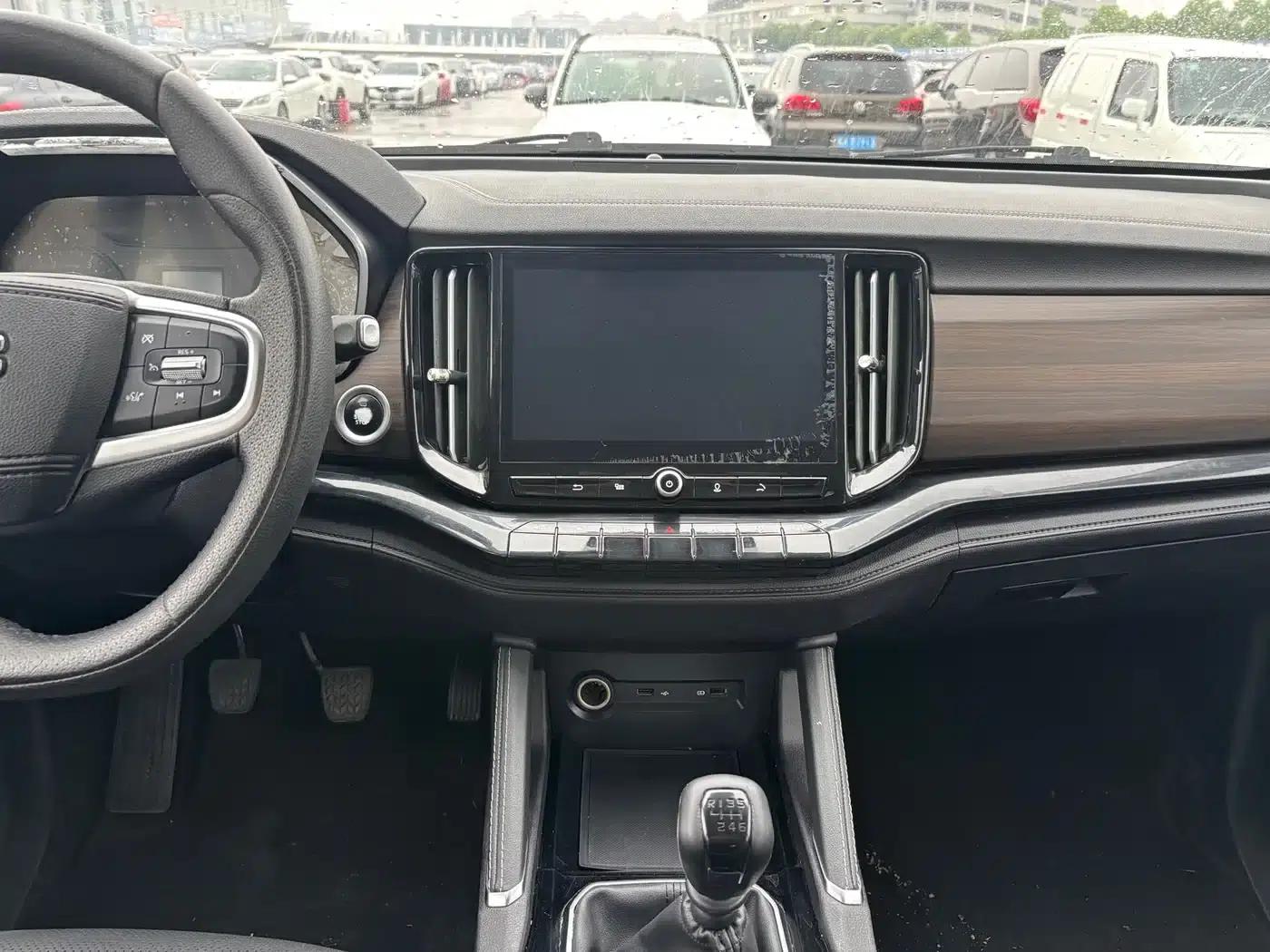 Yuhu 9 2020 2.0T Manual Diesel 4WD Comfort Edition — миниатюра 9