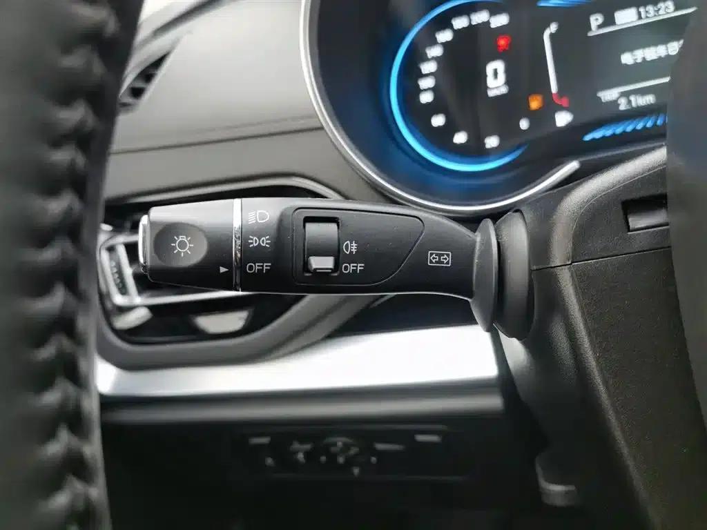 Jetour X70M 2021 1.5T DCT Premium Partner Edition (5-seater) — миниатюра 21