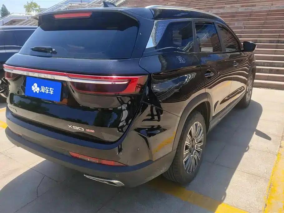 Jetour X90 PRO 2024 1.6T DCT Elite Edition 5-seater — миниатюра 3
