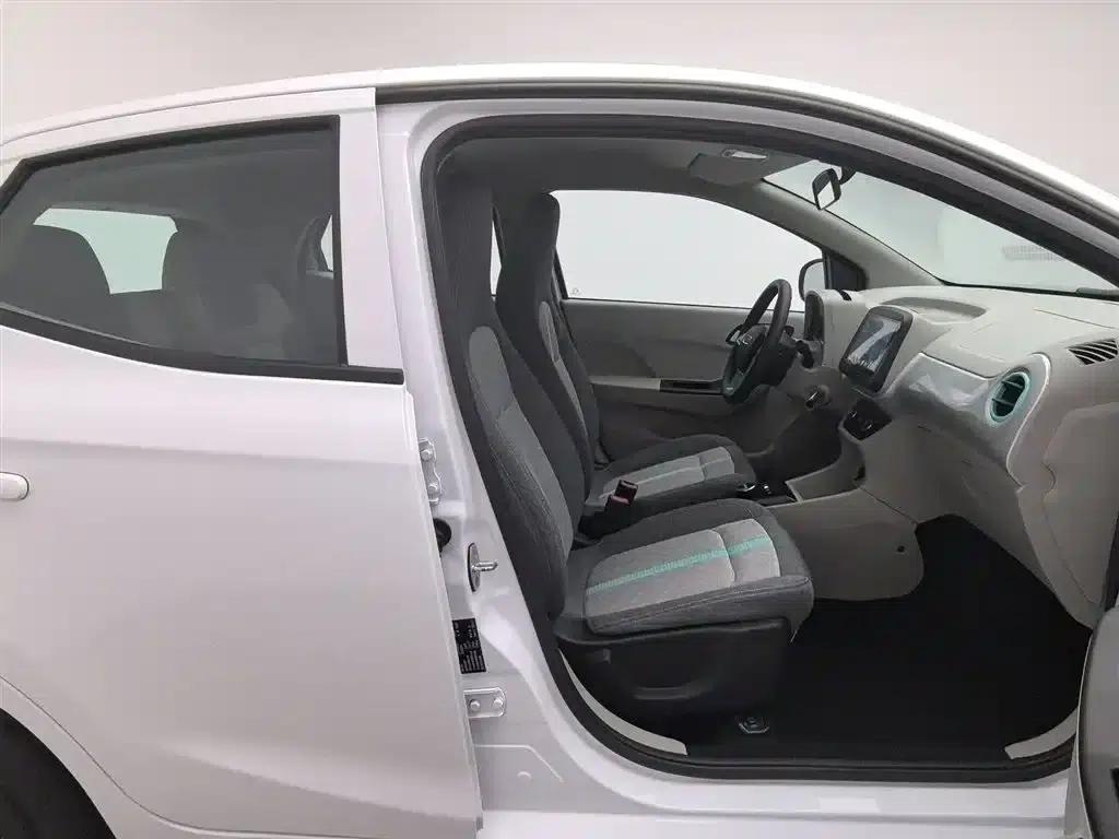 Yizhi EV2 2023 Auspicious Edition 201km Comfort Model — миниатюра 23