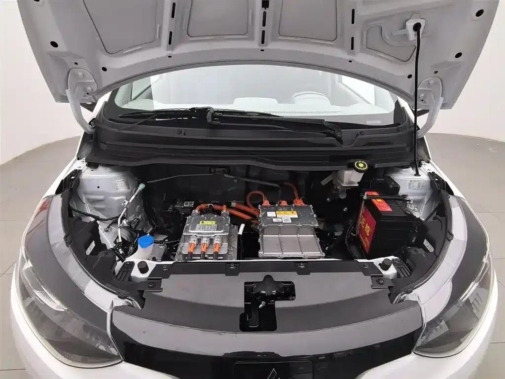 Yizhi EV2 2023 Auspicious Edition 201km Comfort Model — миниатюра 6